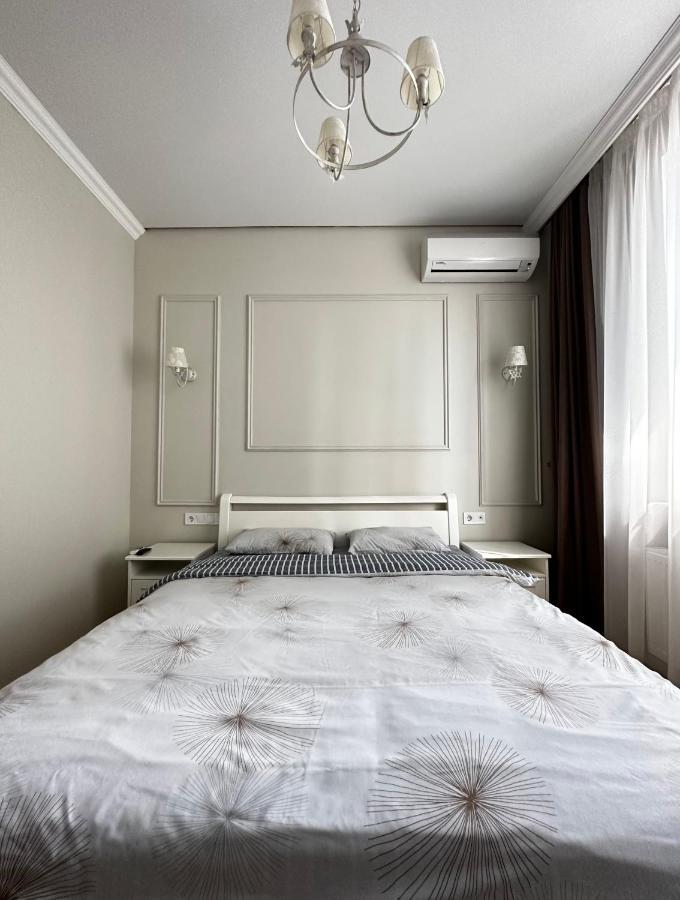 Gagarin Plaza Stylish Apartment โอเดสซา ภายนอก รูปภาพ