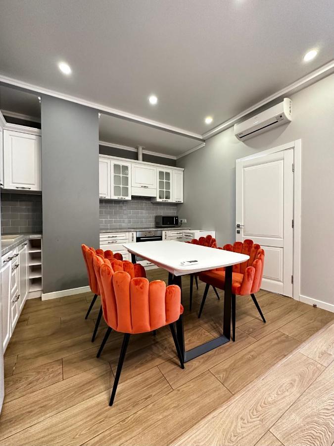 Gagarin Plaza Stylish Apartment โอเดสซา ภายนอก รูปภาพ